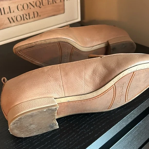 Franco Sarto Studio Loafers in tan - lightly worn. - Picture 4 of 6